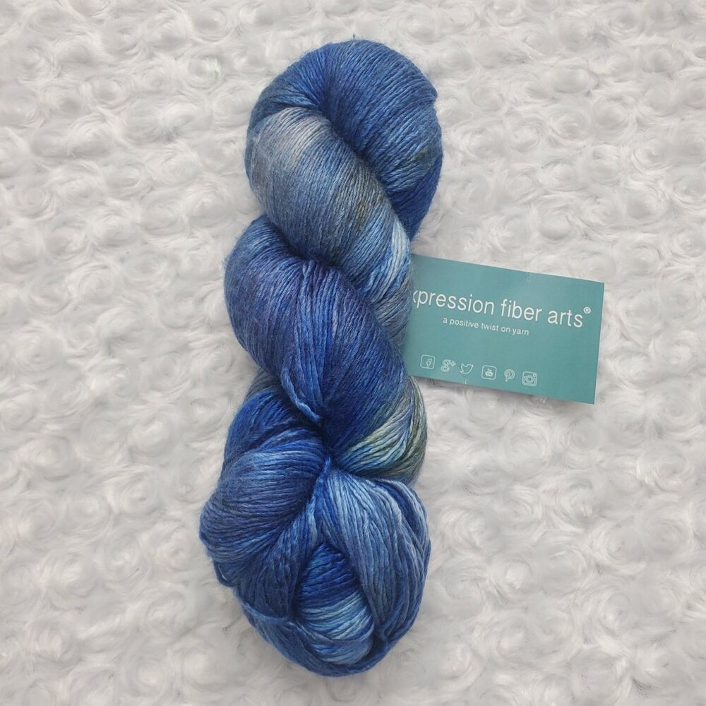 Expression Fiber Arts Pearlescent Fingering Skein of Yarn 550 Yd / 503 M NWT
